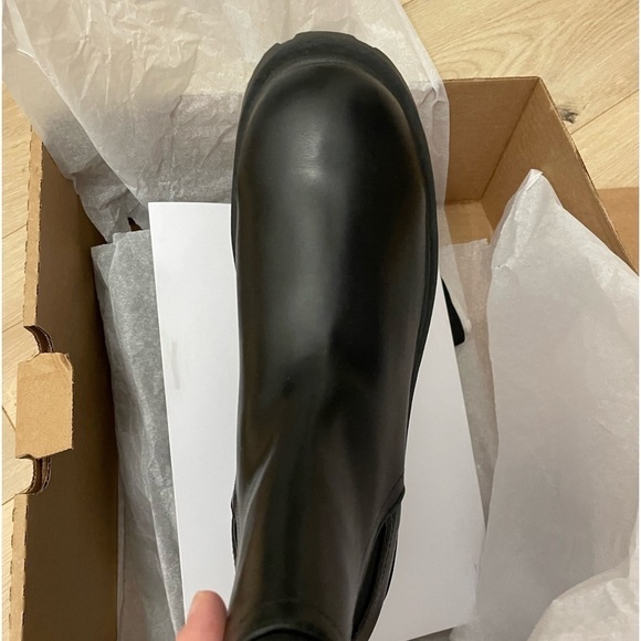 DV by Dolce Vita
DV Dolce Vita Lug Sole
Chelsea Boot Shoes Women Boots size 10 - Picture 4 of 11